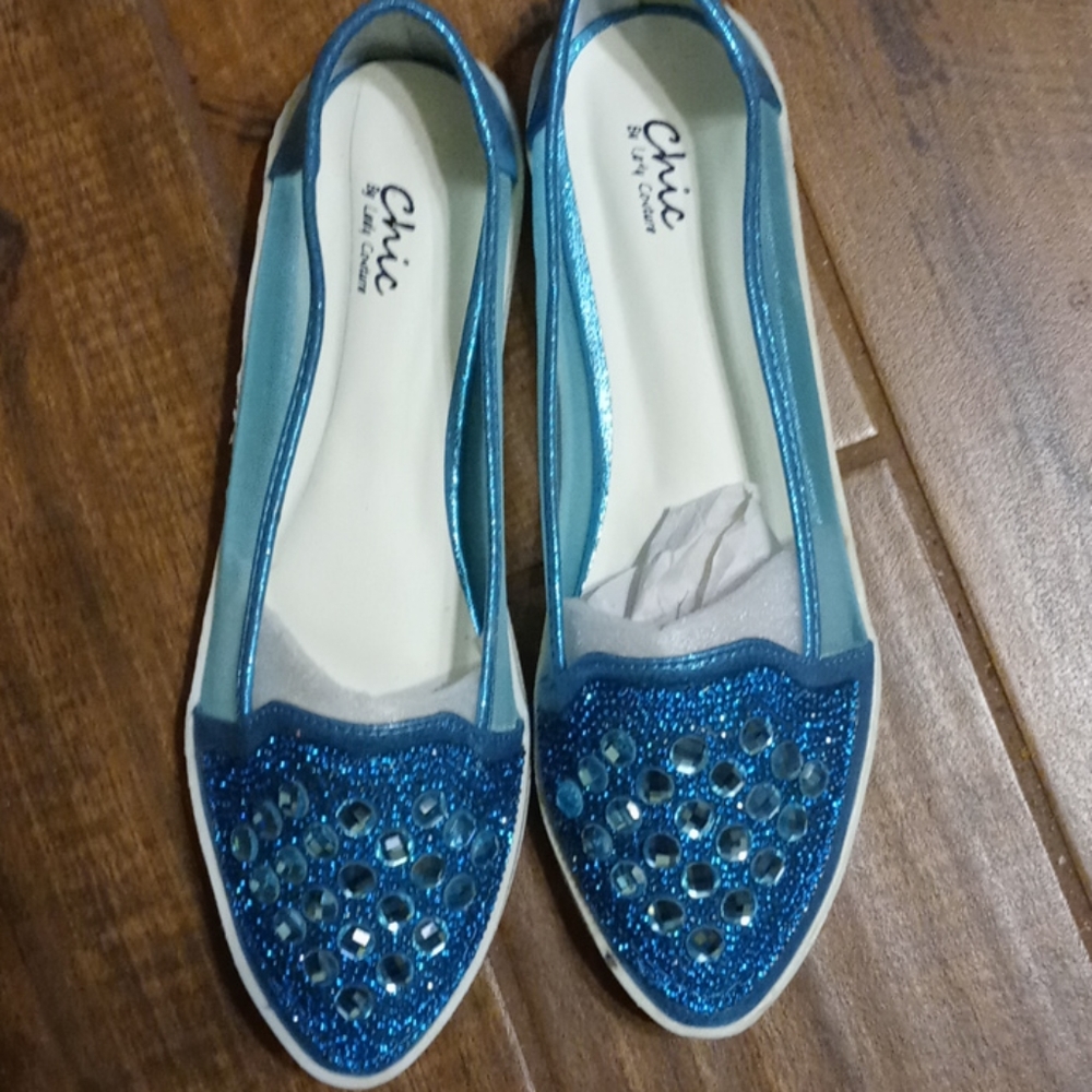 New Sky Blue slip on shoes. - Picture 3 of 5